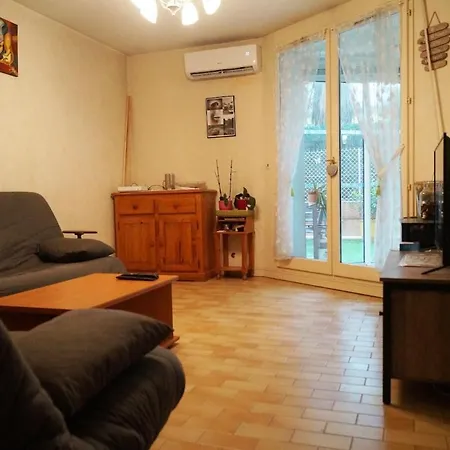 Appartamento T2, 100 M Des Calanques De St Aygulf *